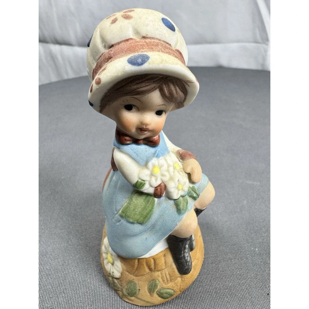 Vtg Jasco Merri Bells Pair Of 2‎ Mountain Boy & Girl With Kitten Delightful